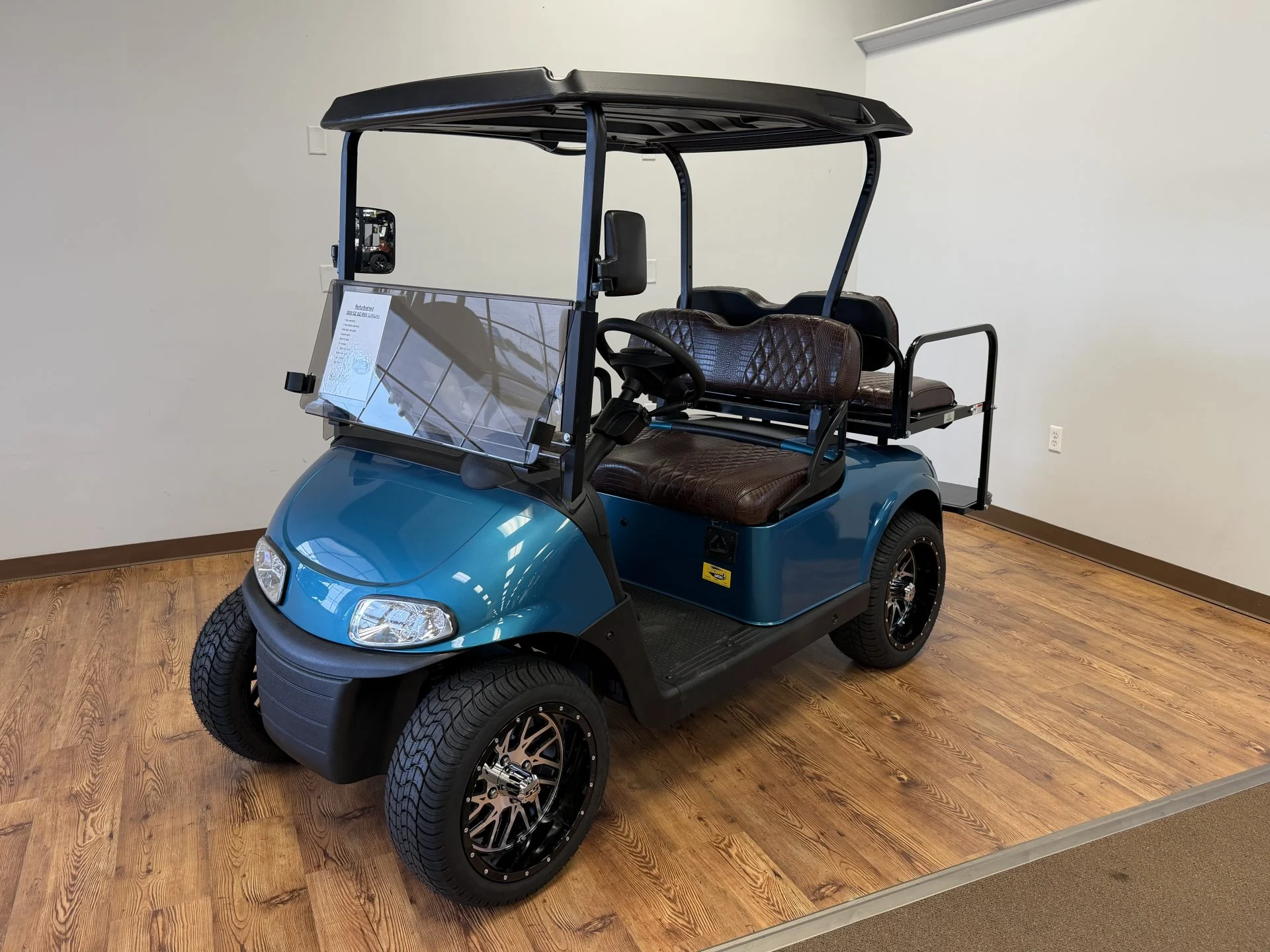 2020 E Z GO RXV Elite Lithium Golf Cart for Sale56 (1)